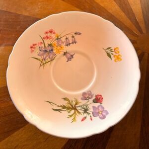 Shelley Saucer 5.5" White Wild Flowers‎ Fine Bone China Scalloped Edge